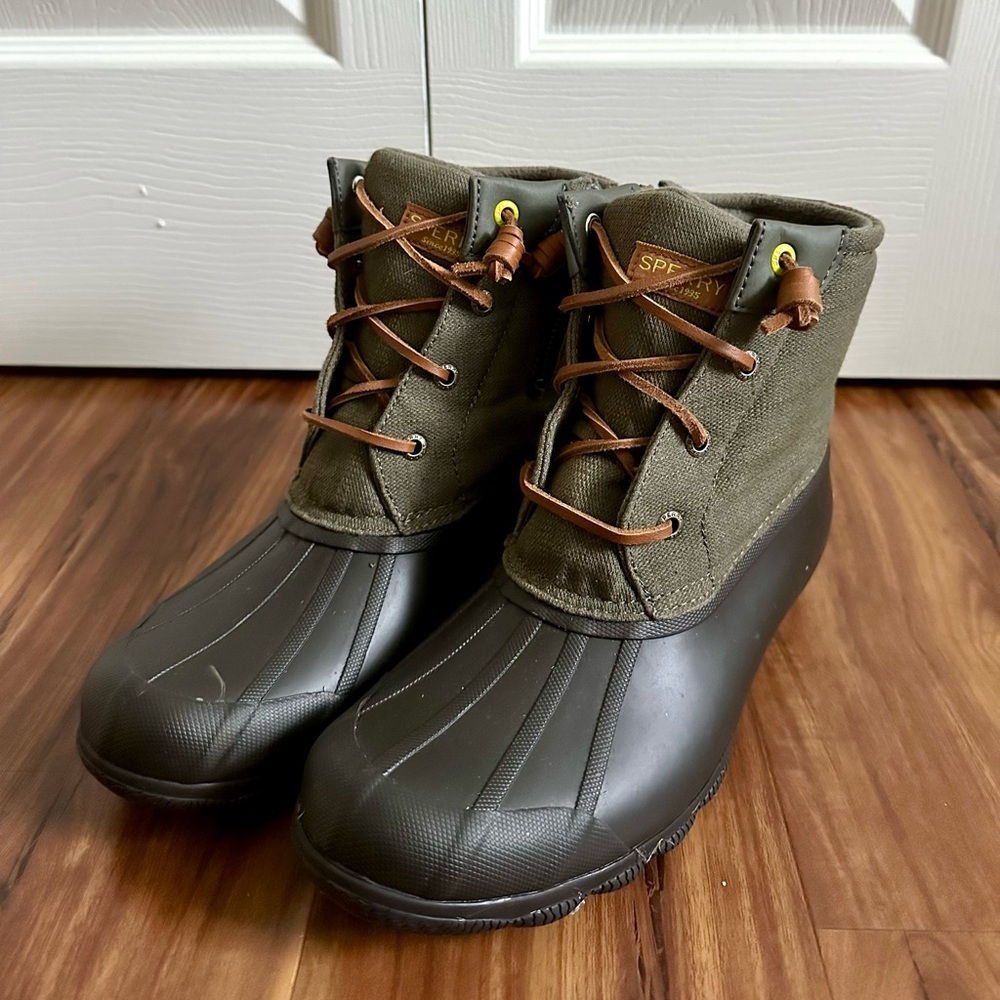 Sperry Olive & Brown Winter Boots